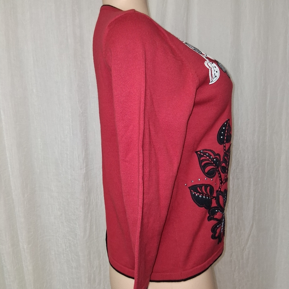 Alfred Dunner Women's Red Sweater with Black and White Details SZ PM 60%cotton. - Picture 9 of 16